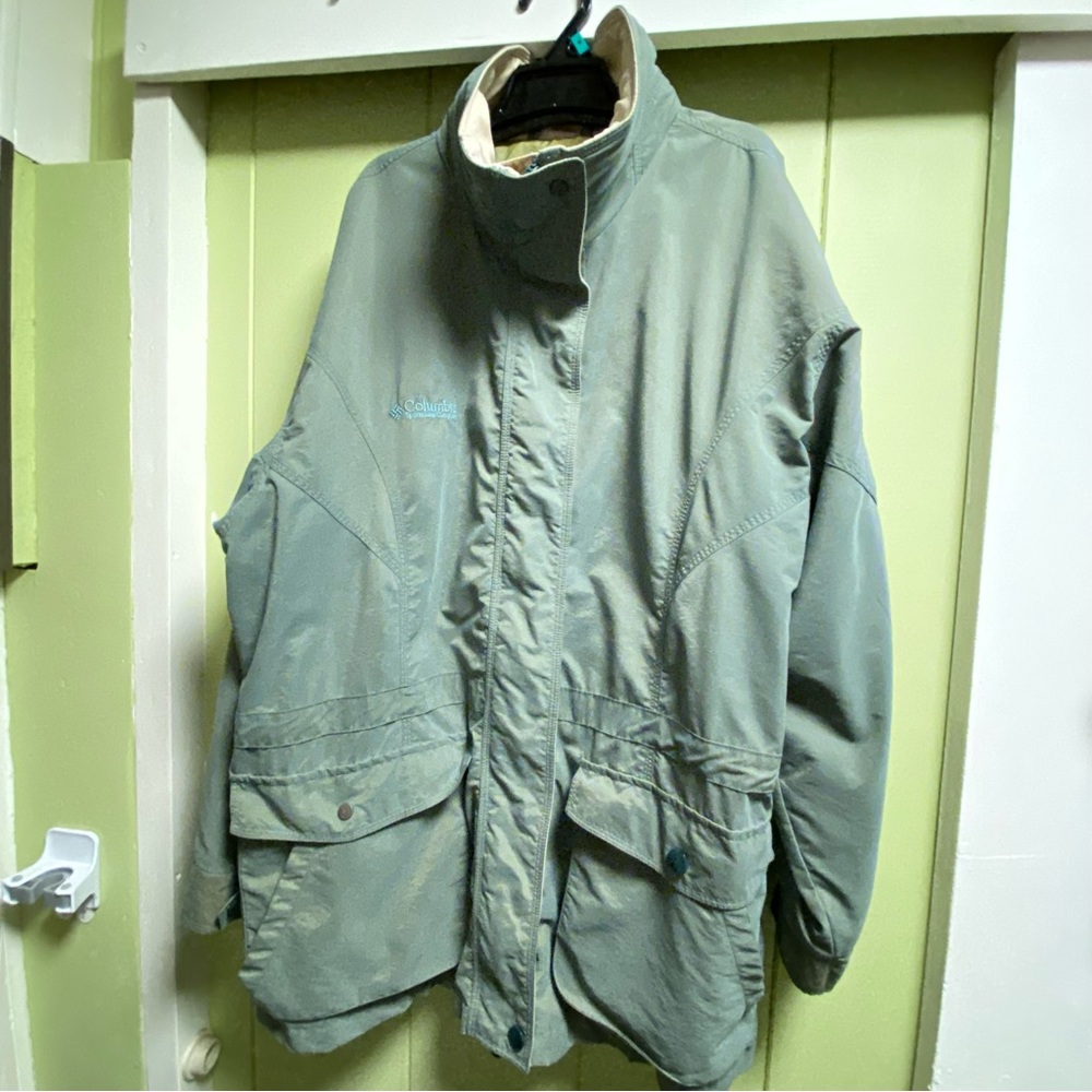 Vintage COLUMBIA SPORTSWEAR Women’s Jacket Green Size Medium / Japan Large